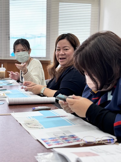 沖縄講座　沖縄ハンドメイド　沖縄レッスン　プレシオサ　認定講師講座　デコスクール東京　オーロラグラス　グラスデコ　イニシャル　スワロフスキー　デコレーション資格　デコアート資格　ラインストーンデコ　デコアート　デコレーション　デコ　デコレッスン　デコスクール　デコ講座　デコアートデザイン　体験レッスン　田町