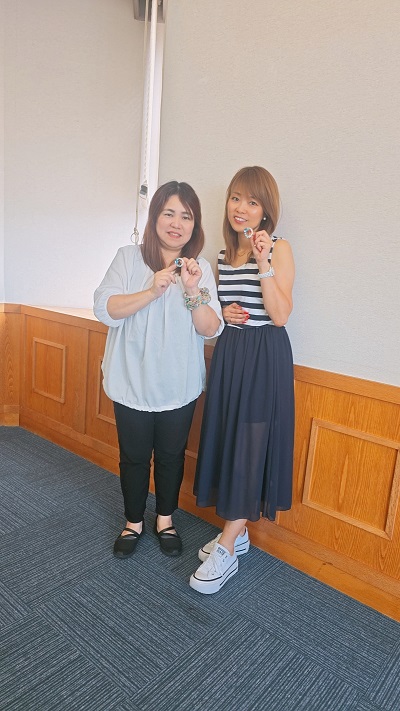 沖縄 沖縄レッスン 沖縄ハンドメイド プレシオサ 認定講師講座 デコスクール東京 オーロラグラス グラスデコ イニシャル スワロフスキー デコレーション資格 デコアート資格 ラインストーンデコ デコアート デコレーション デコ デコレッスン デコスクール デコ講座 デコアートデザイン 体験レッスン 田町