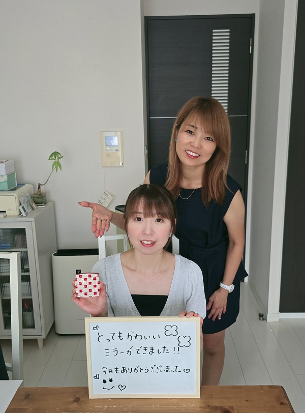 推し活 推し活デコ うちわデコ プレシオサ 認定講師講座 デコスクール東京 オーロラグラス グラスデコ イニシャル スワロフスキー デコレーション資格 デコアート資格 ラインストーンデコ デコアート デコレーション デコ デコレッスン デコスクール デコ講座 デコアートデザイン 体験レッスン 田町