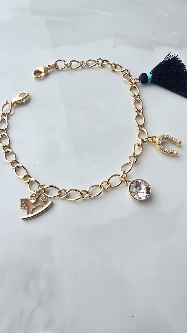 プレシオサ 認定講師講座 デコスクール東京 オーロラグラス グラスデコ イニシャル スワロフスキー デコレーション資格 デコアート資格 ラインストーンデコ デコアート デコレーション デコ デコレッスン デコスクール デコ講座 デコアートデザイン 体験レッスン 田町